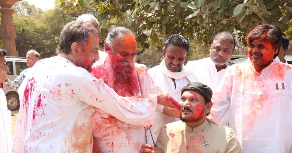 Nawab raunaq yar khan blog holi 20260304