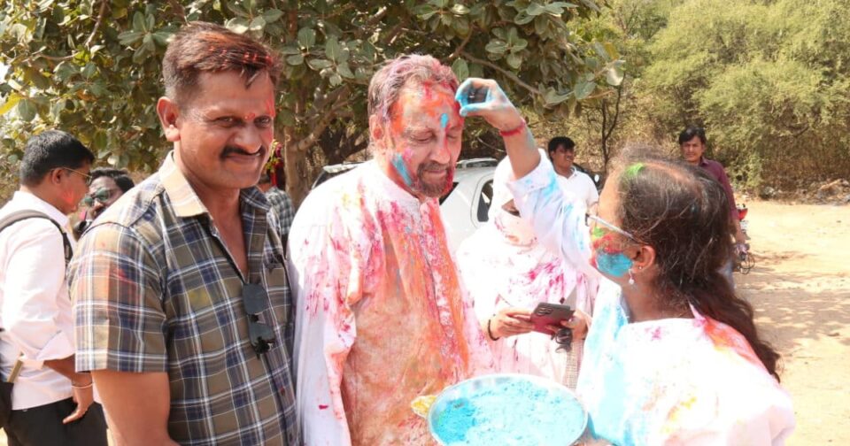 Nawab raunaq yar khan blog holi 20260304