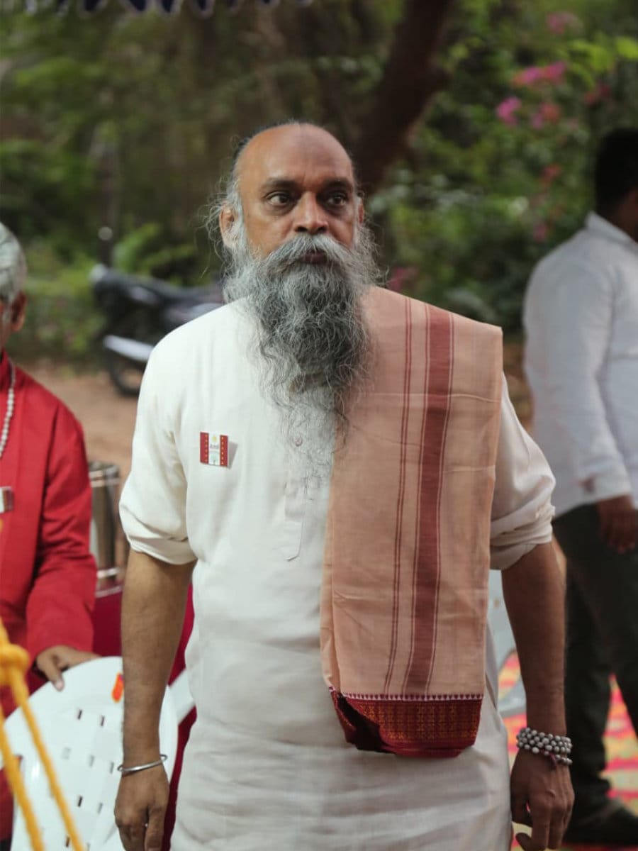 Nawab raunaq yar khan blog iftar party 20260320